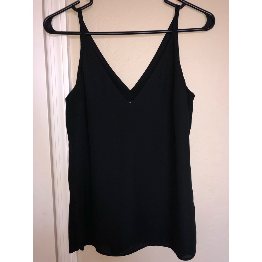 White House Black Market V Neck Tank